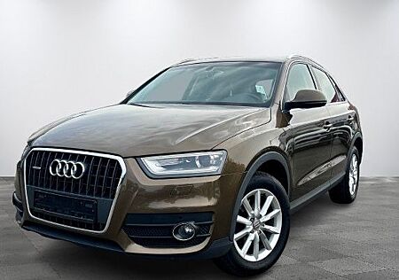 Audi Q3 2.0 TDI quattro*BIXENON*AHK*PDC*TEMPOMAT*SHZ*