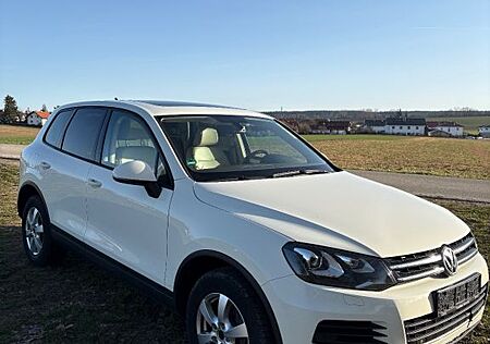 VW Touareg Volkswagen 3.0 V6 TDI Tiptronic -