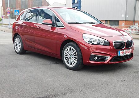 BMW 218d Active Tourer Luxury Line/Leder