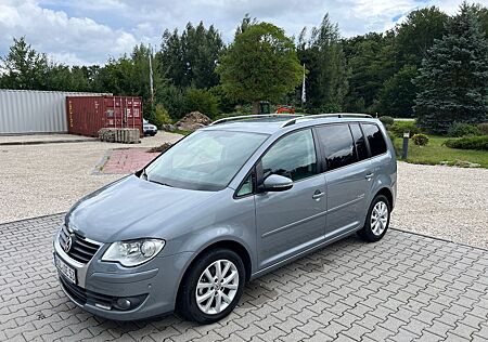 VW Touran Volkswagen 1.4 TSI DSG Xenon Navi Klima neu Kette