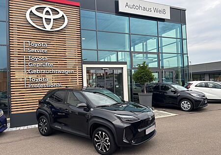Toyota Yaris Cross Hybrid FWD Team Deutschland