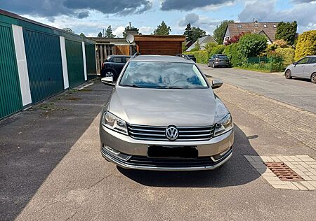 VW Passat Variant Volkswagen 1.8 Automatik/Navi/Kamera