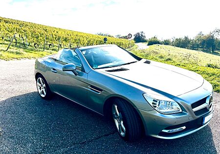Mercedes-Benz SLK 200 R172 aus 2. Hand, TÜV neu