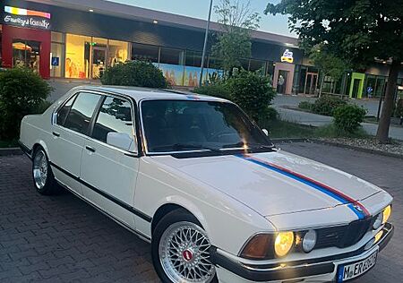 BMW 735