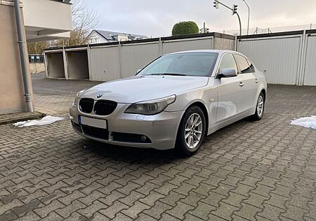 BMW 520i Automatik Limousine AHK *TÜV NEU*