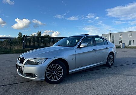 BMW 318i - Limousine| Schiebedach | TÜV 06/2026|