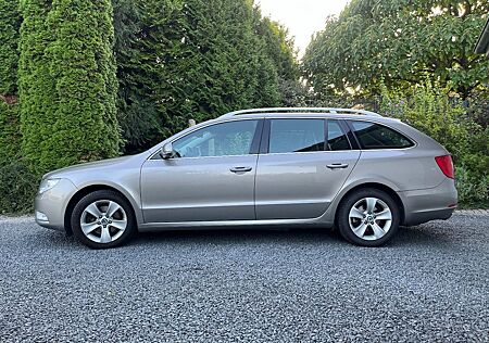 Skoda Superb 2.0 TDI 125kW DSG Ambition Combi Ambition