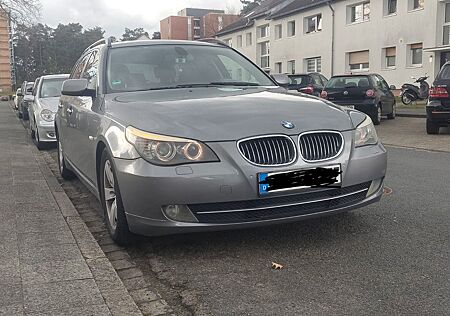 BMW 523i touring -