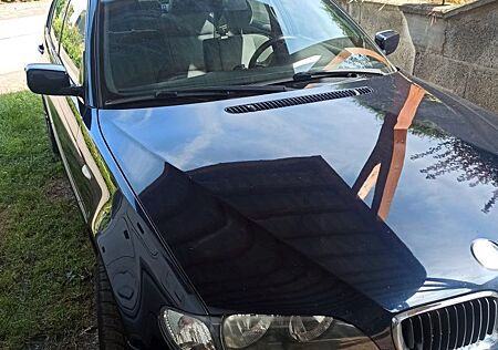 BMW 318i Edition Sport Edition Sport
