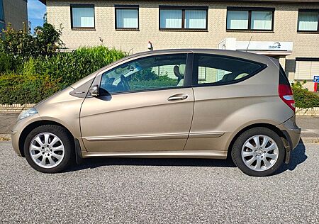 Mercedes-Benz A 150 ELEGANCE Panormama Xenon *TOP*