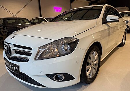 Mercedes-Benz A 180 Style/Navi/Teilleder/PDC/Tempomat/Alus