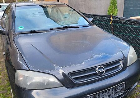 Opel Astra Cabrio 2.2 DTI -