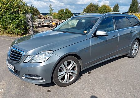 Mercedes-Benz E 250 CDI T BlueEFFICIENCY AVANTGARDE AVANTGARDE