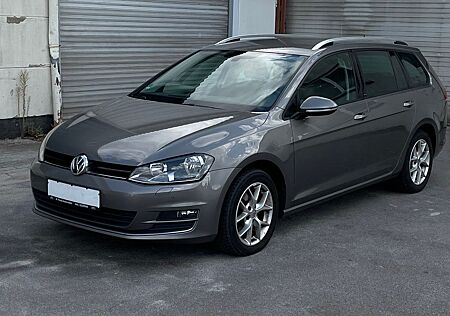 VW Golf Volkswagen Automatik,2-Hd,S-Heft,Klima,PDC,AHK,Navi,Tüv9/27