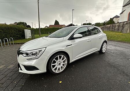 Renault Megane TCe 115 GPF Life Life