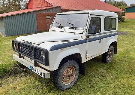 Land Rover Defender 90 - 2,5 Diesel