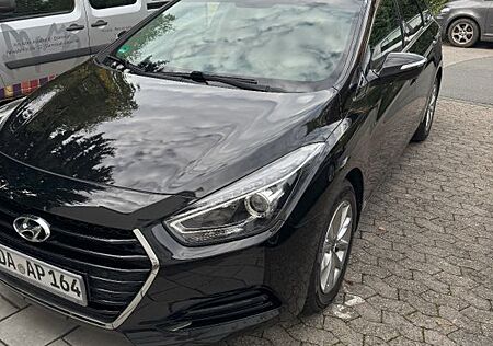 Hyundai i40 gebraucht kaufen Hyundai i40 - top gepflegt und fairer Preis