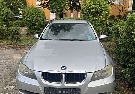 BMW 390L