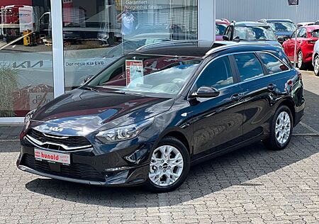 Kia Cee'd Sportswagon Ceed SW 1.5 T-GDI DCT Vision NAVI