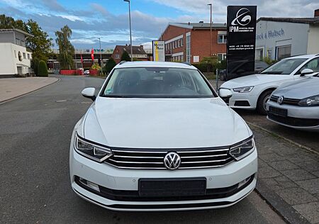 VW Passat Variant Volkswagen 2,0 TDI ,110KW,Business-Paket,AHK