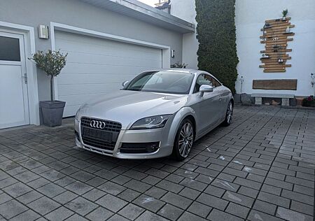 Audi TT Coupe 1.8 TFSI -