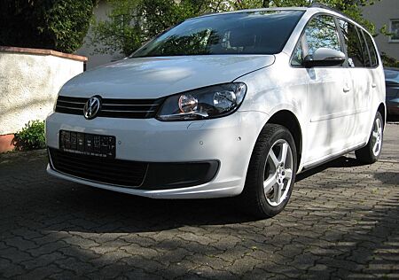VW Touran Volkswagen 1.4 TSI EcoFuel DSG Comfortline