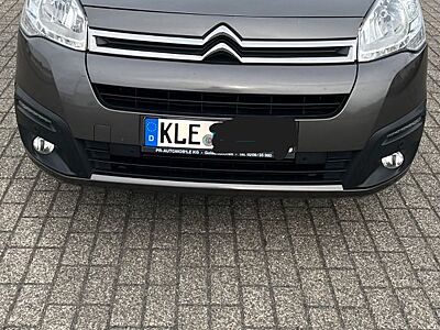 Citroën Berlingo PureTech 110 SHINE/Klimaaut/AHK/PDC