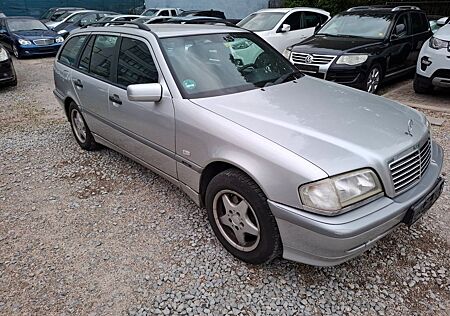 Mercedes-Benz C 180 T CLASSIC