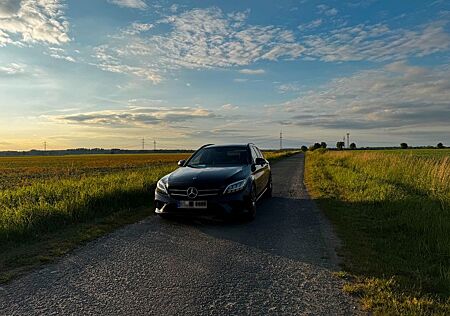 Mercedes-Benz C 220 C220dT Autom*Avantgarde*AHK*Navi*Pano*19" AMG