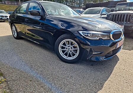 BMW 320i Automatik Sport Line