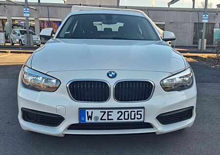 BMW 118i -
