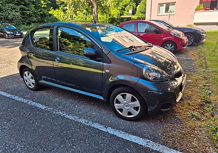 Toyota Aygo (X) Aygo (X) 1,0-l-VVT-i City City