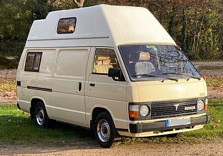 Toyota Hiace Camper H60 1984