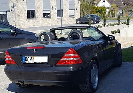 Mercedes-Benz SLK 200 Kompressor / AMG Felgen, Leder, Sitzheiz