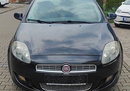 Fiat Bravo 1.4 16V T JET Dynamic*Navi*Allwetterreifen