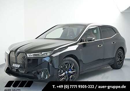 BMW iX M60 Elektroauto (Navi AHK Pano HUD ACC)