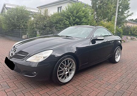 Mercedes-Benz SLK 200 Kompressor Cabrio Hardtop *Leder*Navi*