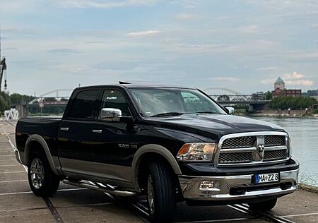 Dodge RAM 5.7 HEMI Laramie Crew Cab LPG