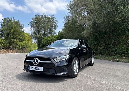 Mercedes-Benz A 200 d 4MATIC DCT -