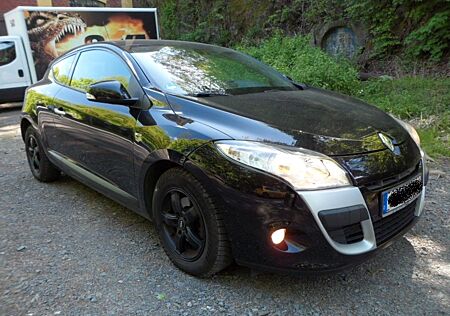Renault Megane III Coupe BOSE Edition NAVI+PDC+TÜV 12.25