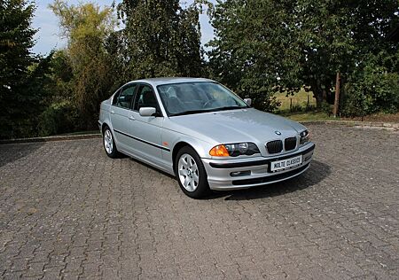 BMW 328i E46 *2. Hand *Sportsitze *Sportlenkrad*