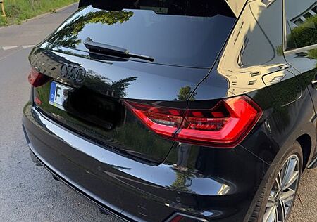 Audi A1 35 TFSI S tronic S line Sportback S line