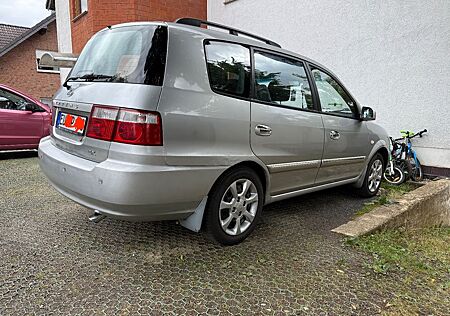 Kia Carens 1.8 16V TÜV 01/2026 | Klima | 2. Hand