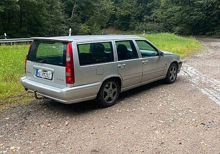 Volvo V70 R R