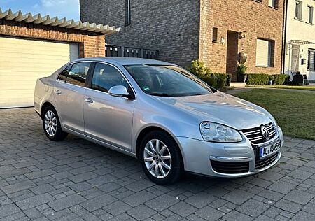 VW Jetta Volkswagen 1.9 TDI Comfortline Comfortline