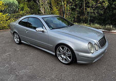 Mercedes-Benz CLK 55 AMG AMG CLK 55 Brabus KW CarPlay viel erneuert