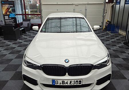 BMW 540i A - M-Sportpaket - Lim. - Heckantrieb - HUD
