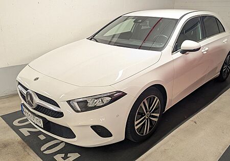 Mercedes-Benz A 200 Progressive 7G DCT + MB Garantieverlänge