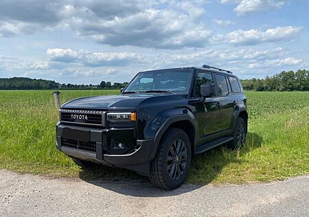 Toyota Land Cruiser 2.8 D-4D 4WD TEC-Edition on Stock