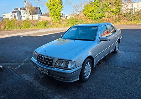 Mercedes-Benz C 200 ELEGANCE Elegance
